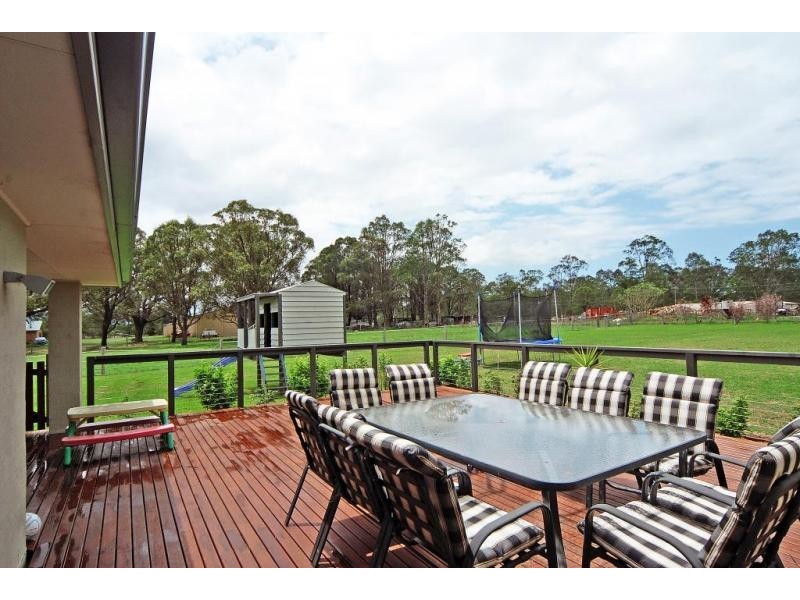 15 Cardwell Drive, Nowra Hill NSW 2540