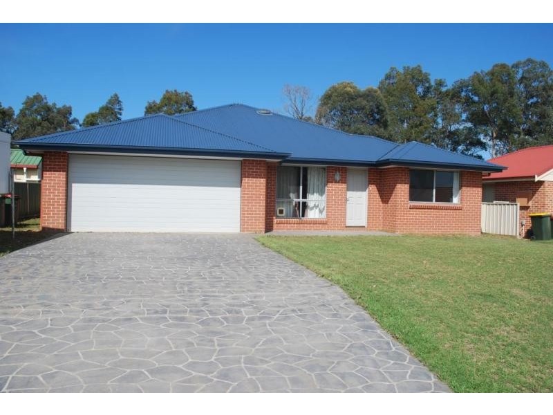 3 Denbigh Place, South Nowra NSW 2541