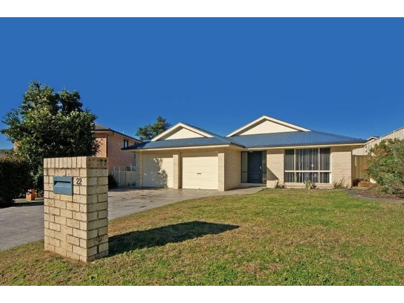 22 Hibiscus Place, Bomaderry NSW 2541