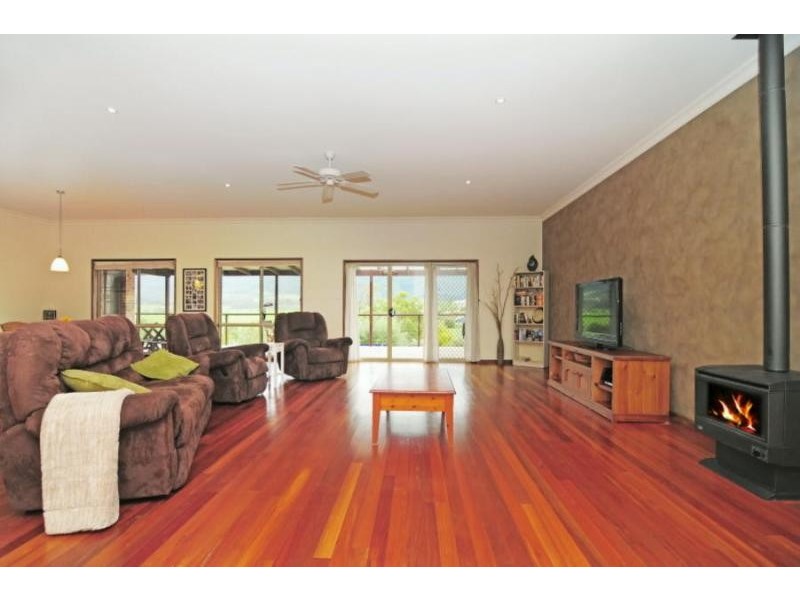 2 Lebene Grove, Cambewarra NSW 2540