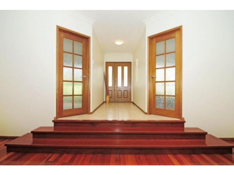 2 Lebene Grove, Cambewarra NSW 2540