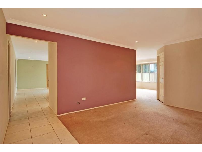 18 Kardella Avenue, Nowra NSW 2541