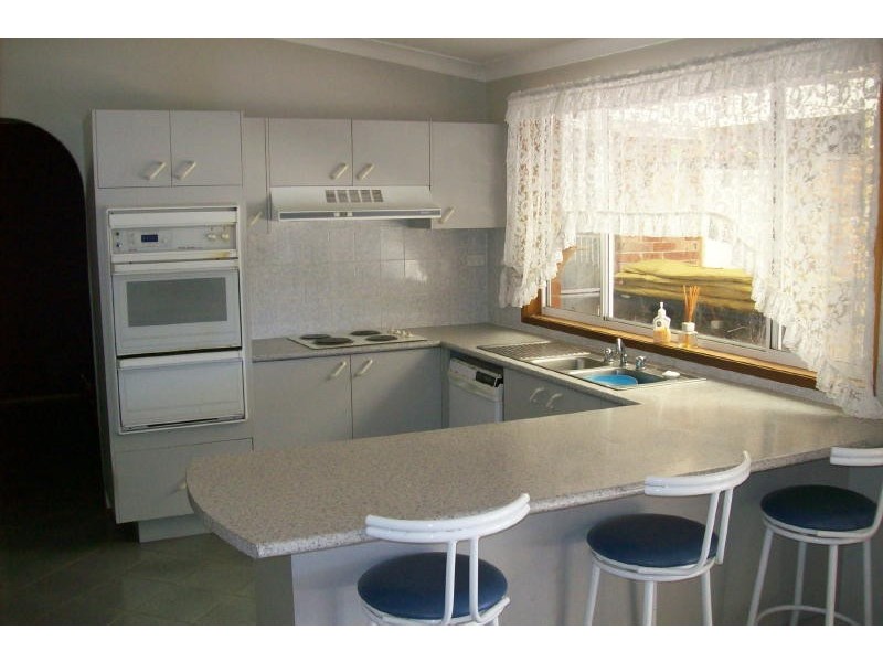 4 Hoskin Street, North Nowra NSW 2541