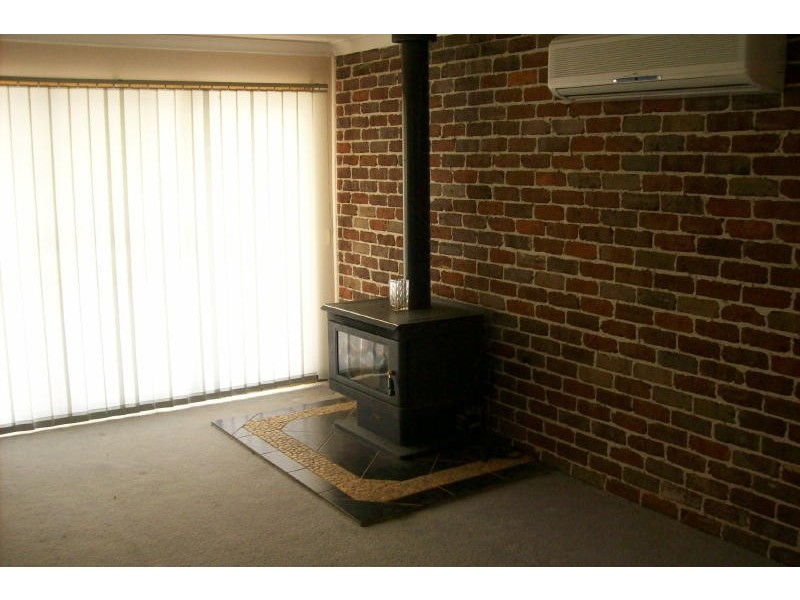 4 Hoskin Street, North Nowra NSW 2541