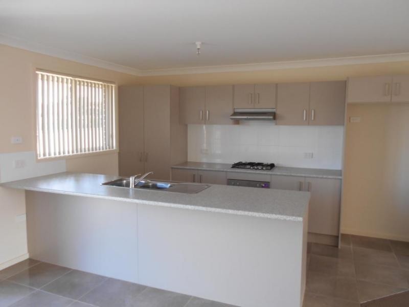 27b Arthur Street, Worrigee NSW 2540