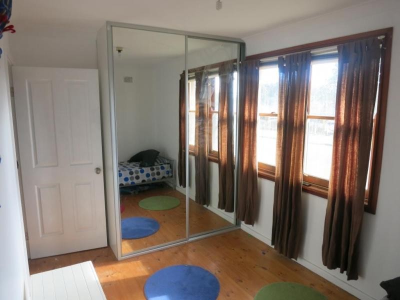 2 Moresby Street, Nowra NSW 2541