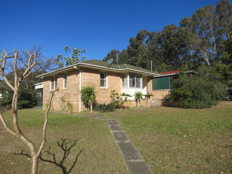 2 Moresby Street, Nowra NSW 2541
