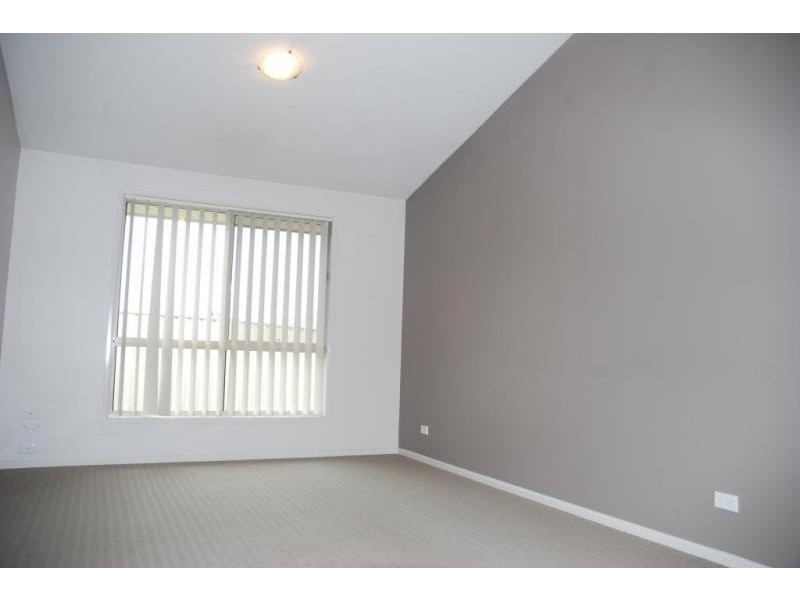 3/35 Sophia Road, Worrigee NSW 2540