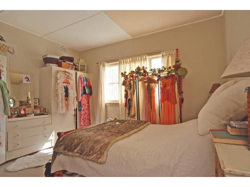 48 Douglas Street, Nowra NSW 2541