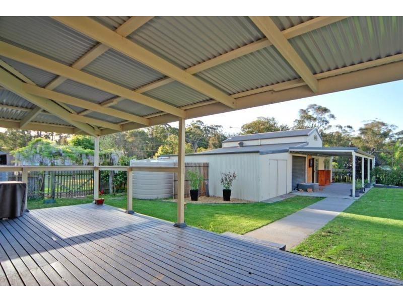 1 Lightwood Drive, West Nowra NSW 2541