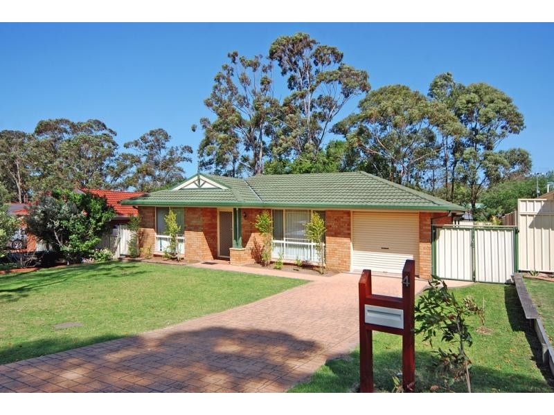 4 Olympic Drive, West Nowra NSW 2541