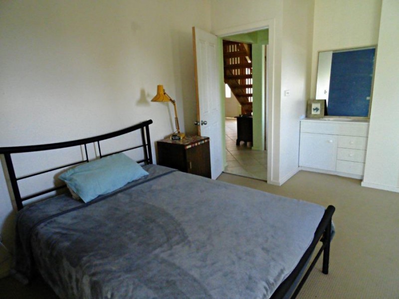 26 Elder Crescent, Nowra NSW 2541