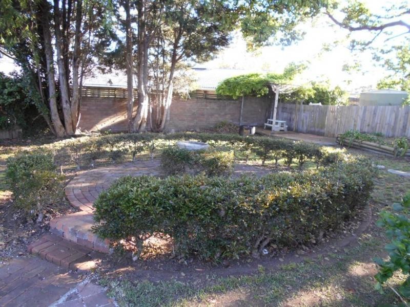 16 Turley Avenue, Bomaderry NSW 2541