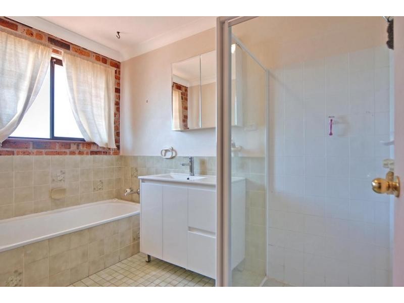 158 McKay Street, Nowra NSW 2541