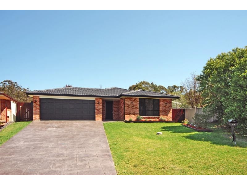 27 Flanagan Court, Worrigee NSW 2540