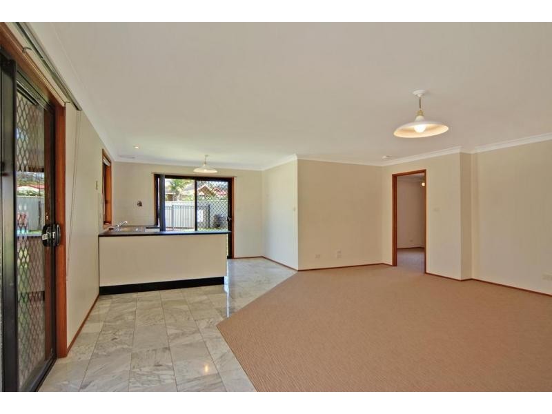 27 Flanagan Court, Worrigee NSW 2540
