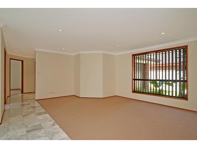 27 Flanagan Court, Worrigee NSW 2540