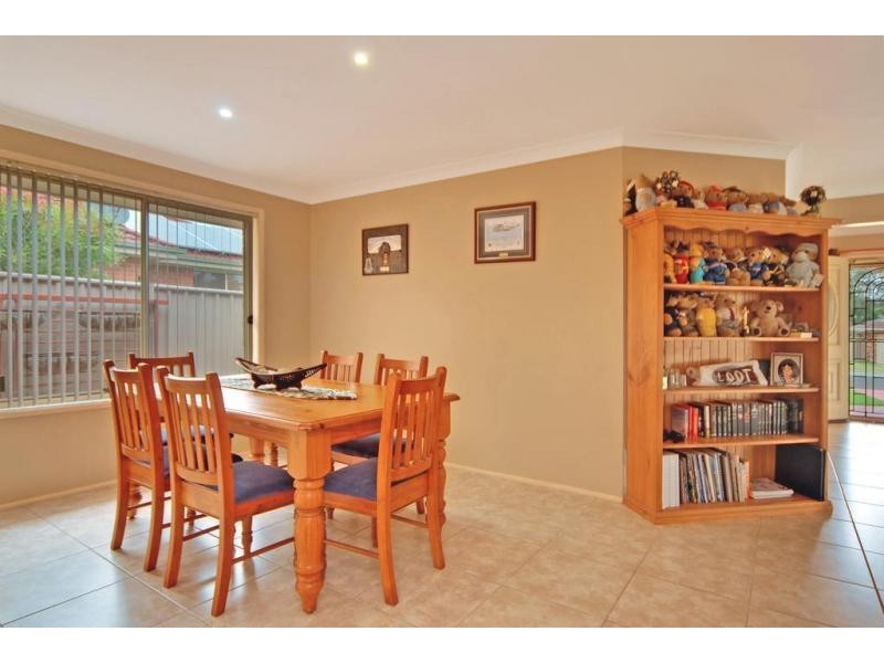 14 Lightwood Drive, West Nowra NSW 2541