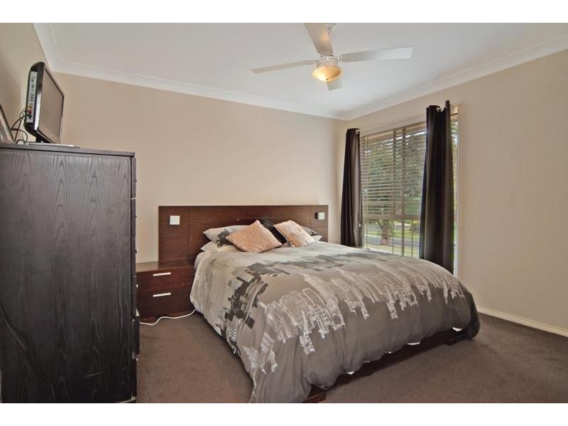 12 Asteria Street, Worrigee NSW 2540