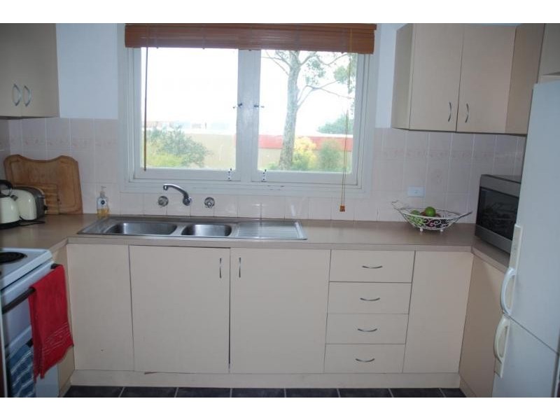 225 Kinghorne Street, Nowra NSW 2541