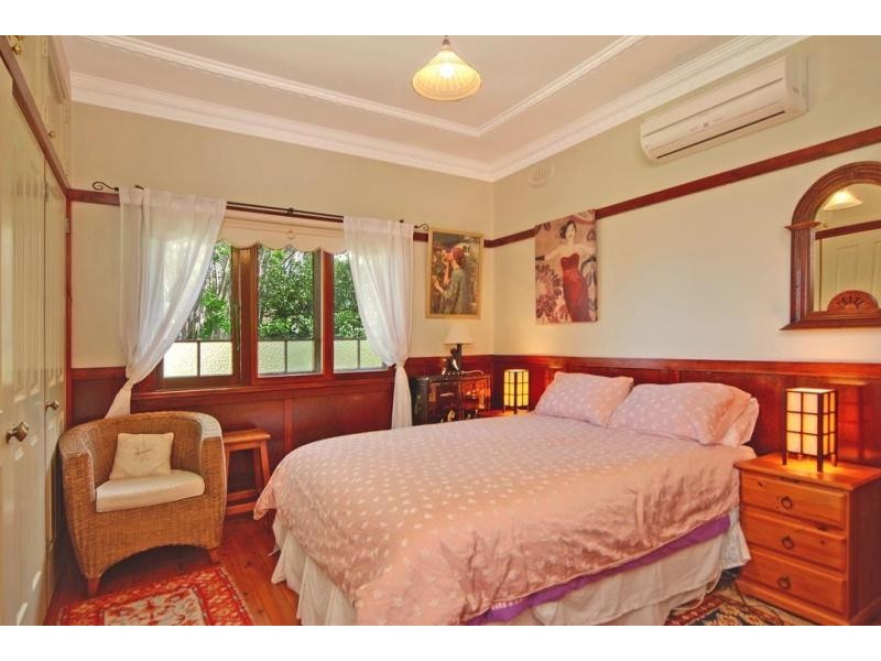 33 Plunkett Street, Nowra NSW 2541