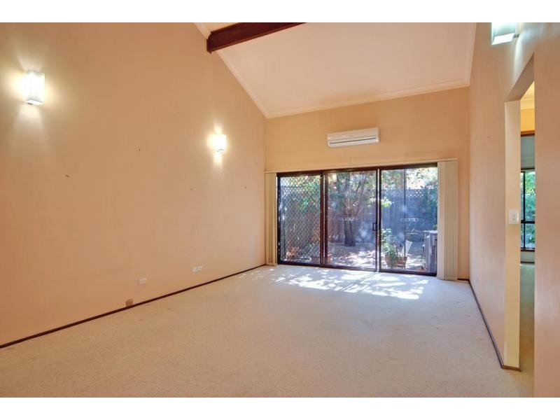 7/27 Bowada Street, Bomaderry NSW 2541