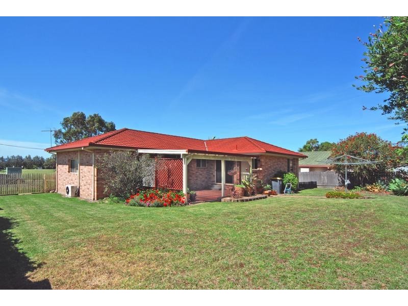 17 Rayleigh Drive, Worrigee NSW 2540
