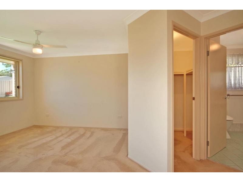 9 Warrigal Street, Nowra NSW 2541