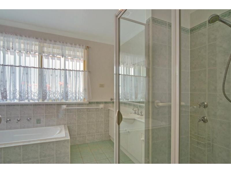 9 Warrigal Street, Nowra NSW 2541