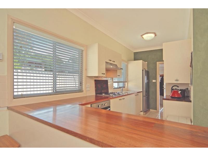 25 Cambewarra Road, Bomaderry NSW 2541