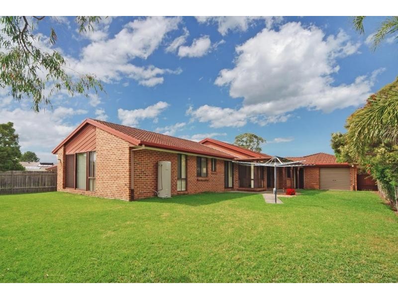 16 Elderberry Avenue, Worrigee NSW 2540