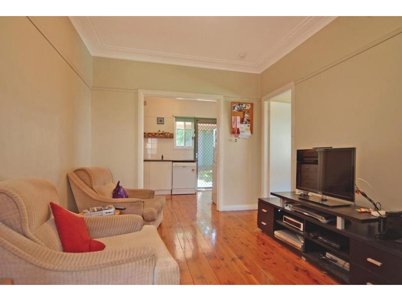 9 South Street, Greenwell Point NSW 2540