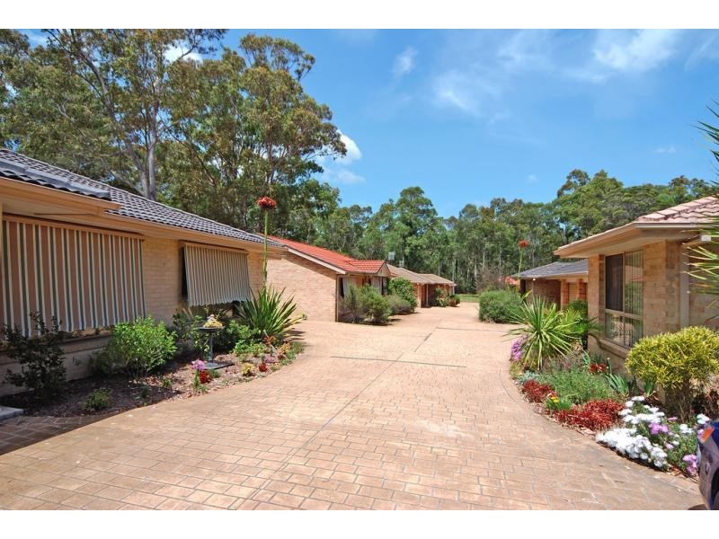 4/76 Hillcrest Avenue, South Nowra NSW 2541