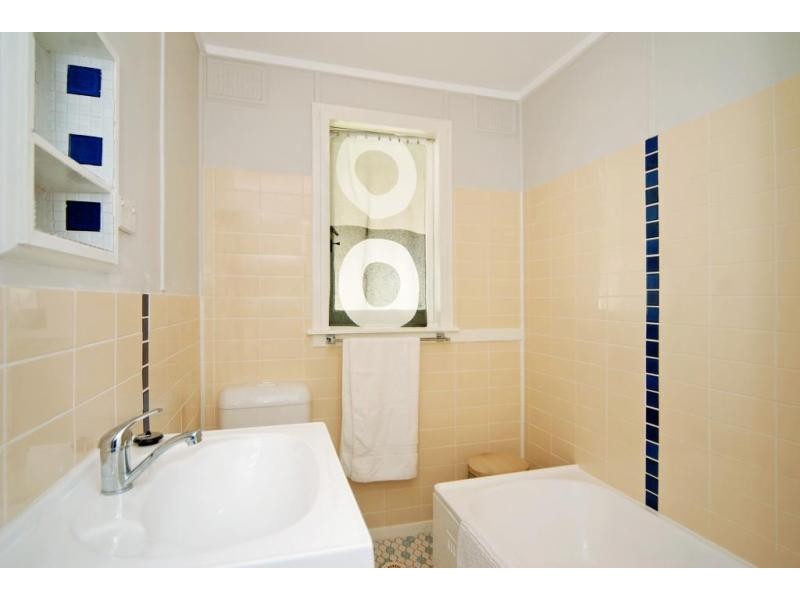 7 Queensborough Street, Nowra NSW 2541