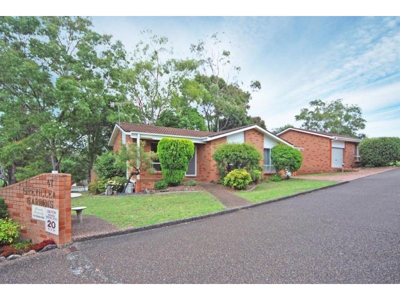 2/47 Brinawarr Street, Bomaderry NSW 2541