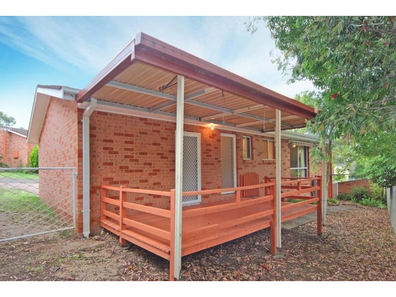 2/47 Brinawarr Street, Bomaderry NSW 2541