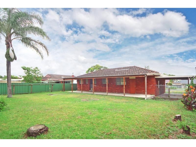 32 Salisbury Drive, Nowra NSW 2541