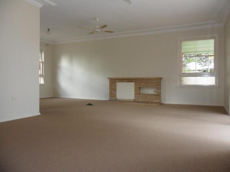 266 Princes Highway, Bomaderry NSW 2541