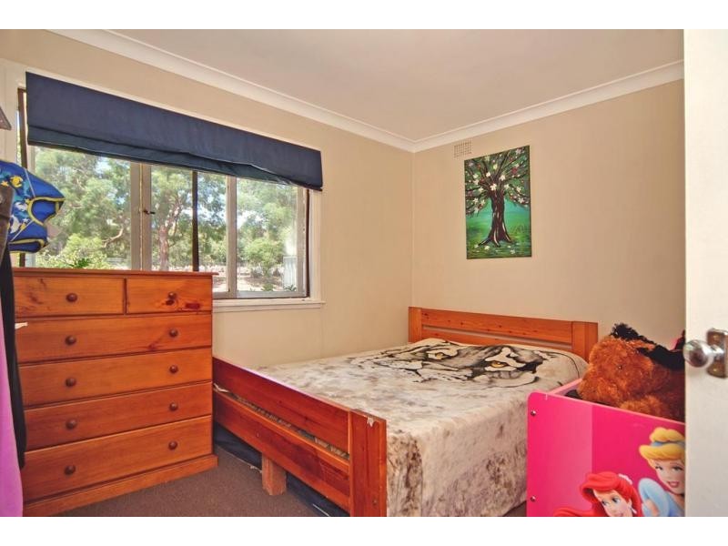 69 Kalandar Street, Nowra NSW 2541