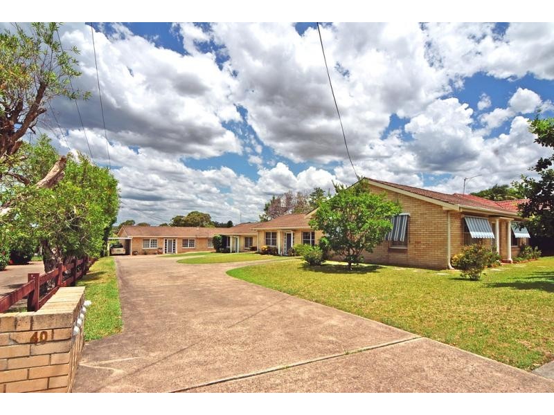 2/40 Plunkett Street, Nowra NSW 2541