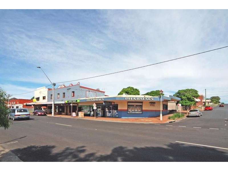 37 Meroo Street, Bomaderry NSW 2541