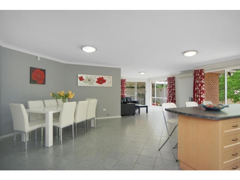 54 Kardella Avenue, Nowra NSW 2541