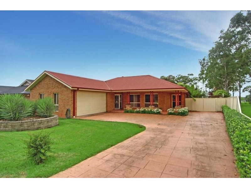 145 Rayleigh Drive, Worrigee NSW 2540