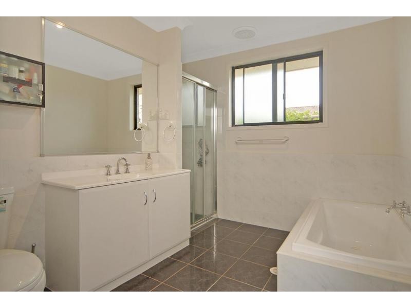 21 Riveroak Road, Worrigee NSW 2540