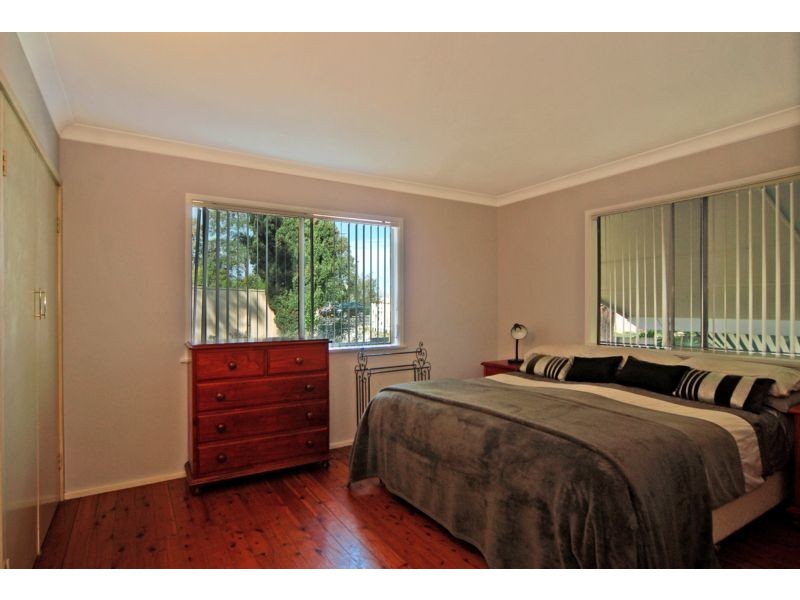 385 Princes Highway, Bomaderry NSW 2541