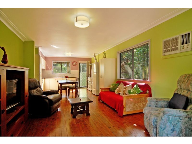 385 Princes Highway, Bomaderry NSW 2541