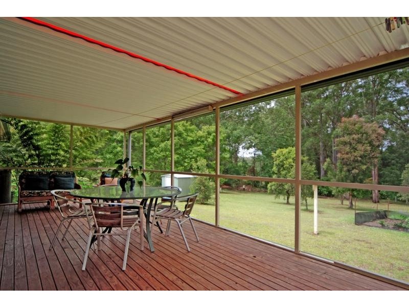 15 Tartarian Crescent, Bomaderry NSW 2541