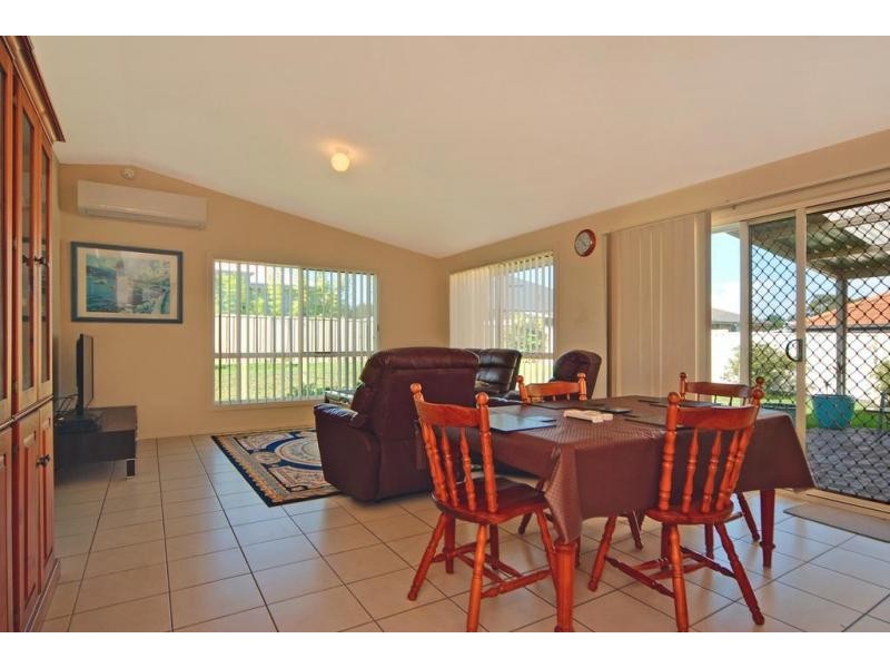 17 Blue Gum Way, North Nowra NSW 2541