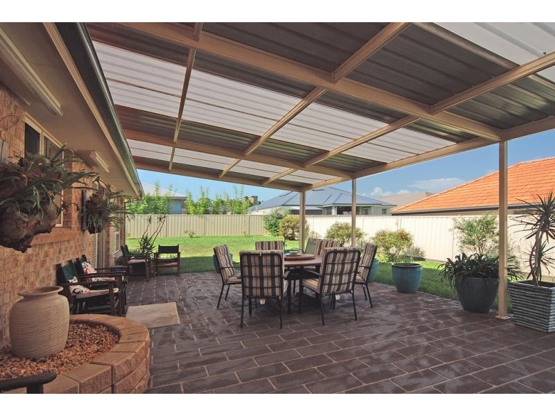 17 Blue Gum Way, North Nowra NSW 2541