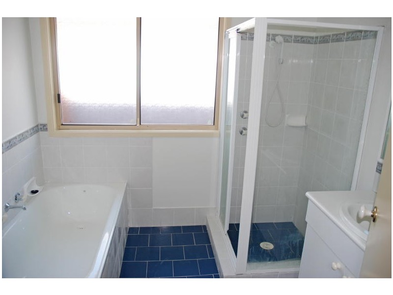 75 Park Road, Nowra NSW 2541